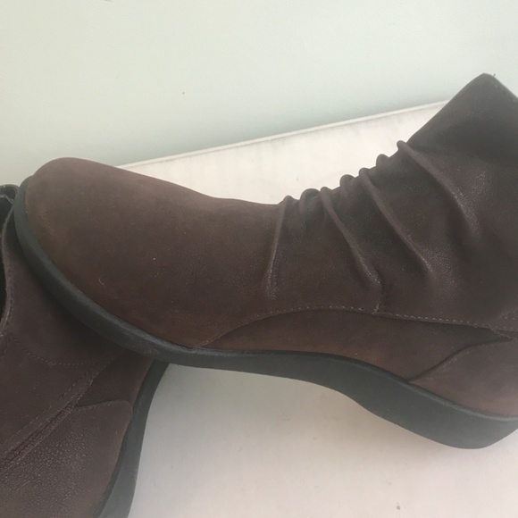 Cloudsteppers by Clark’s Blount booties - Picture 9 of 14